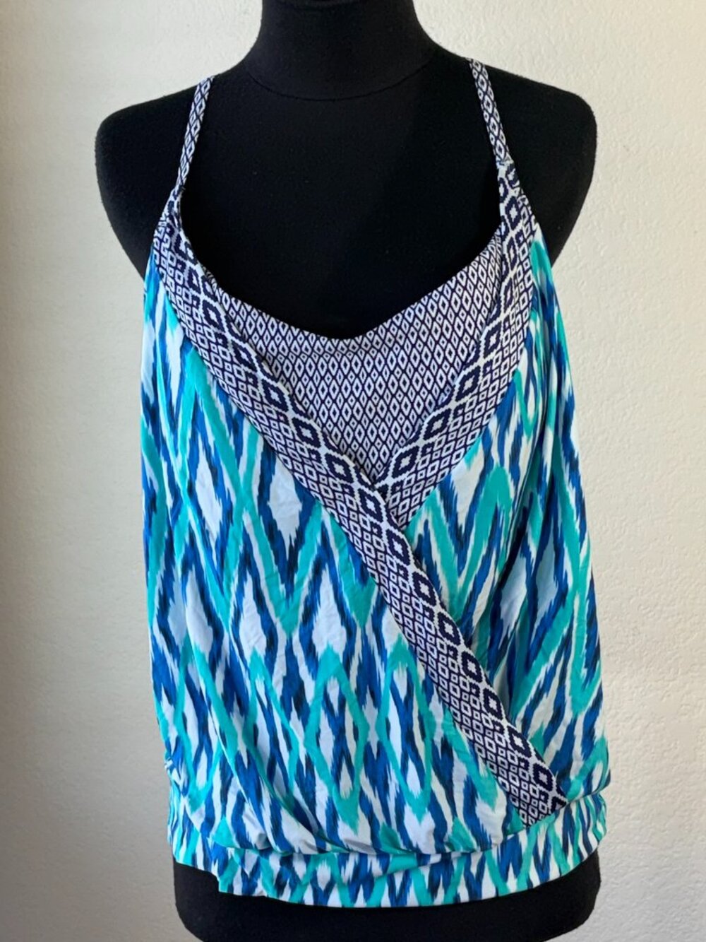 Beach House Tankini Top NWT Size 16 Blue Aqua Ikat Swim / Resort